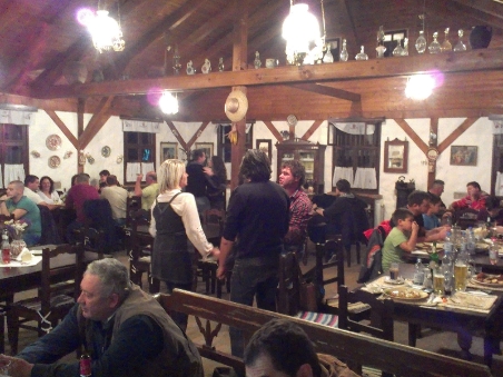 hegyi villák, székelyföld, étterem